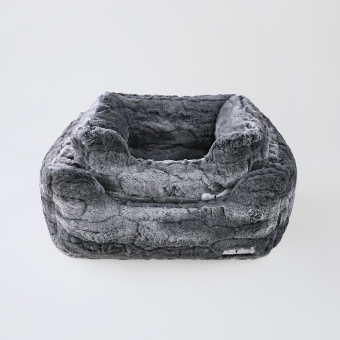 Deluxe Bed (5 Colors)