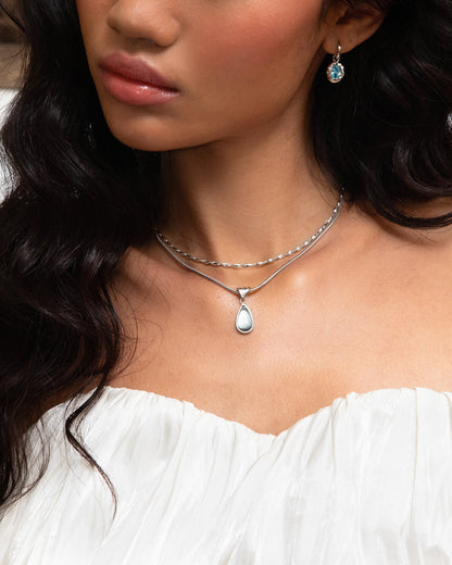 Waterdrop Necklace Set in Silver