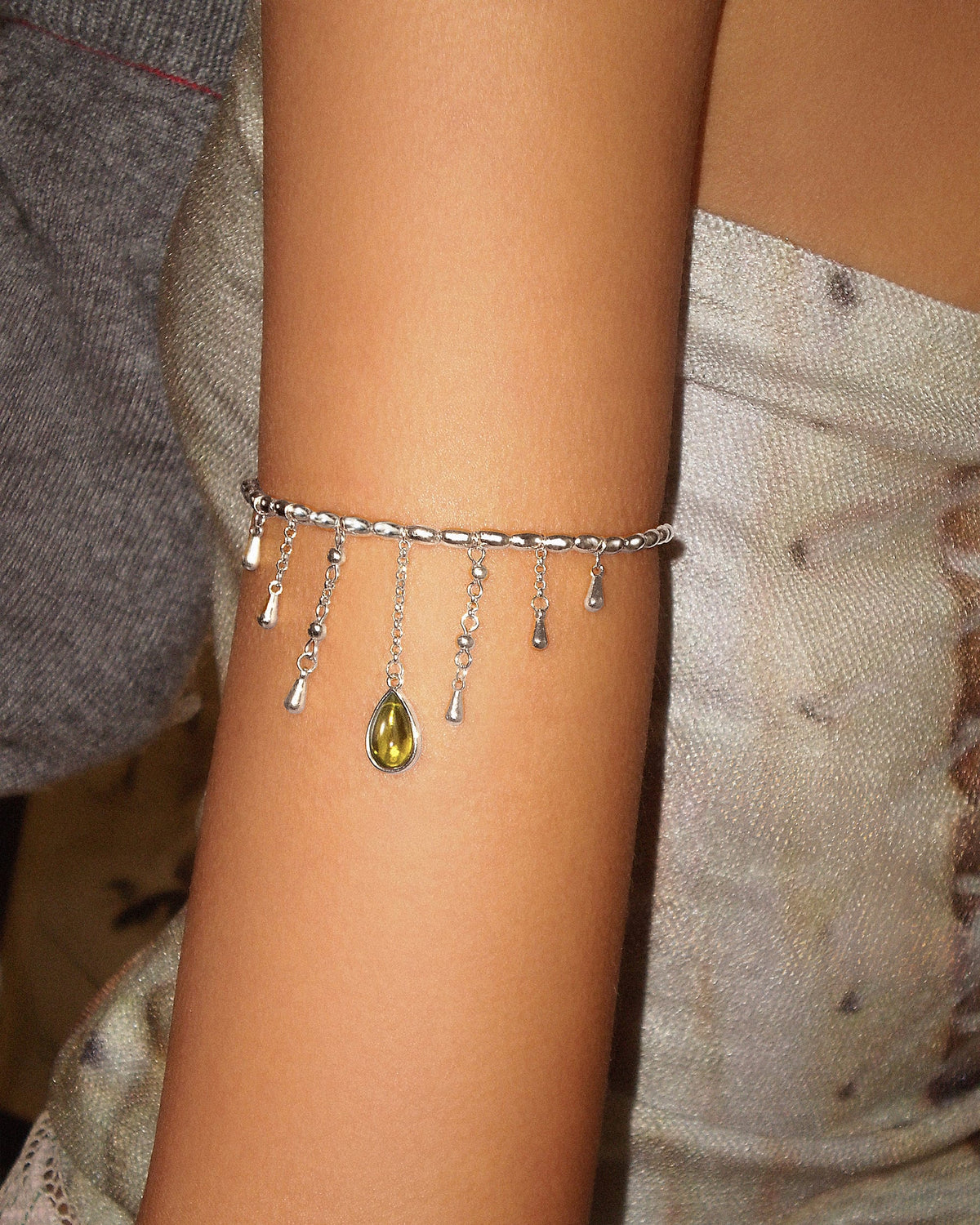 Waterdrop Arm Chain in Silver