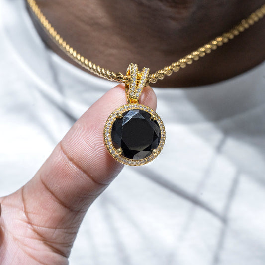 Mens Jewelry -  Gold Iced Out VVS Circle Onyx Necklace | Appx. 17 Grams