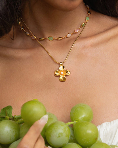 Cruz Flor Necklace
