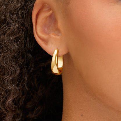Oval Hoop Earrings (Gold)