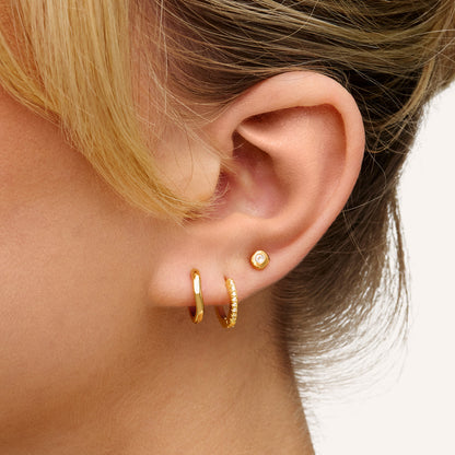 Fine White Topaz Stud Earrings (Gold)