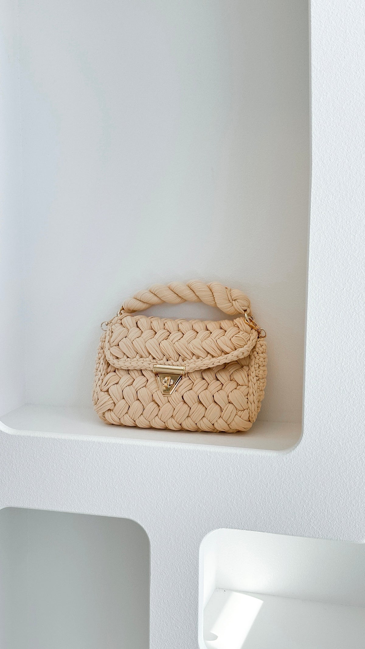 Annabel Chunky Plaited Handbag - Cream