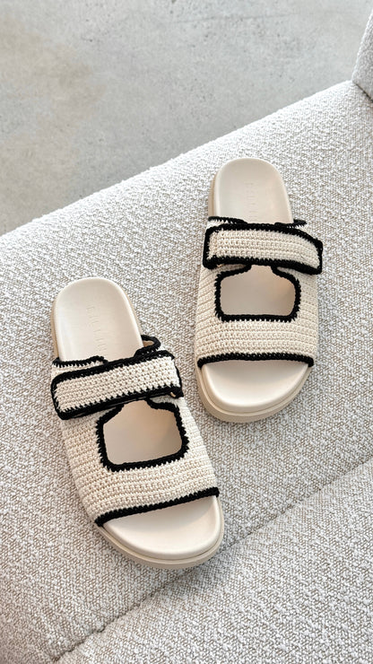 Abbot Sandals - White / Black Contrast