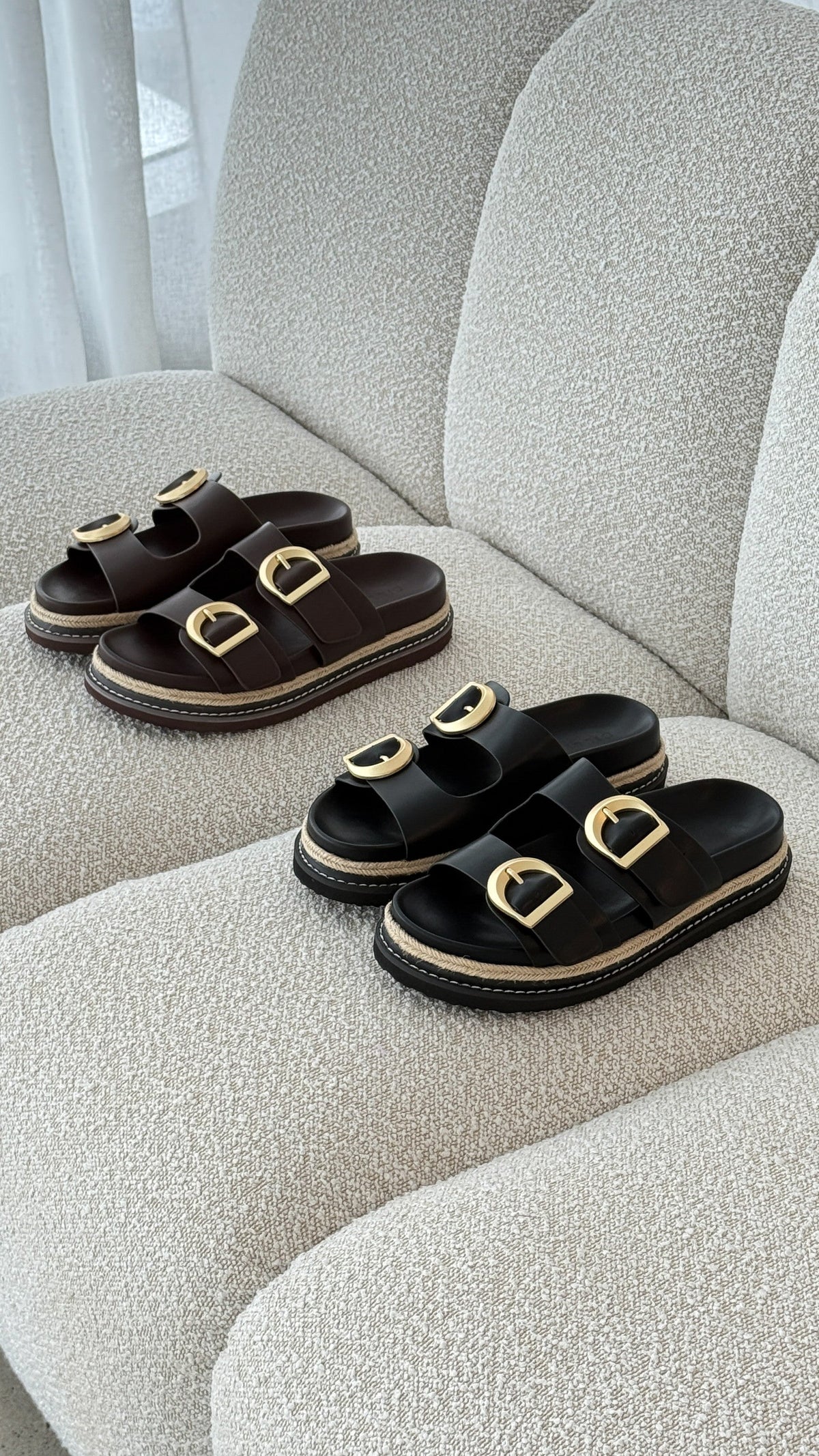Anora Slide - Chocolate