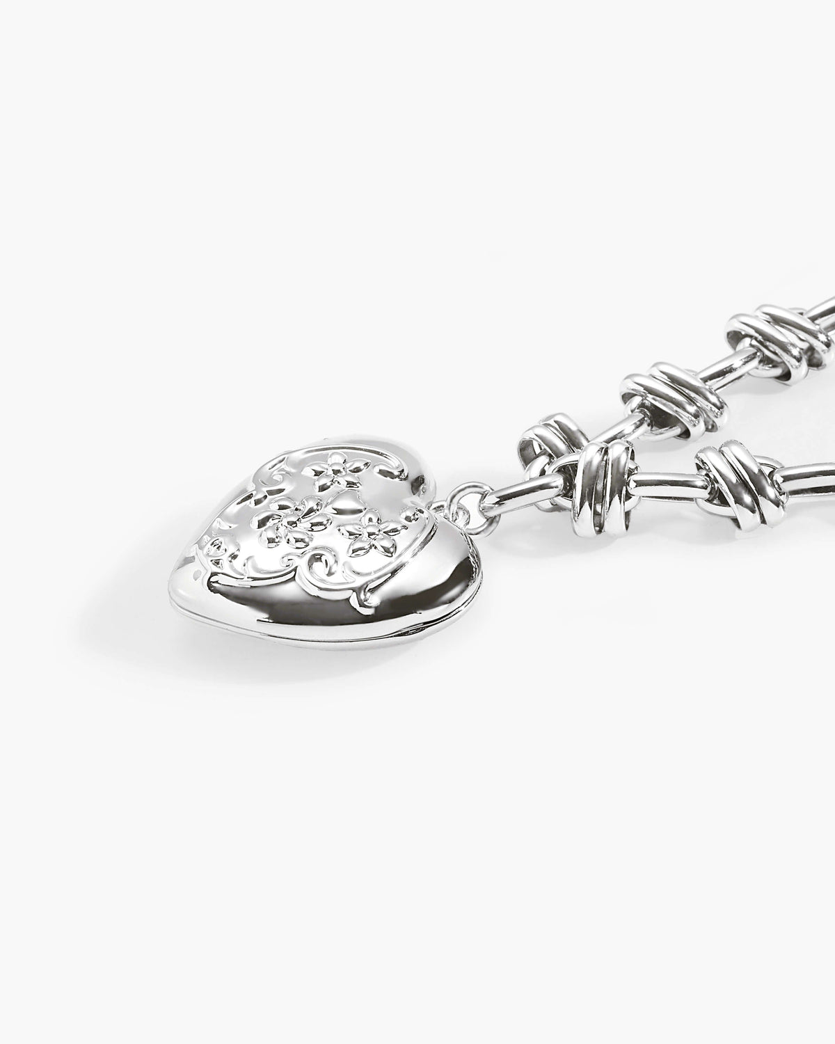 Secret Keeps Openable Heart Necklace in Silver