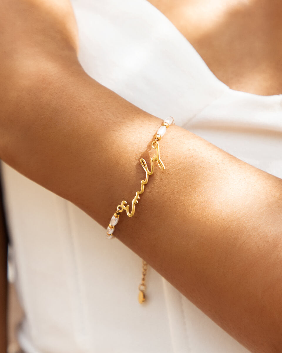 Pearl Chain Signature Name Bracelet (Gold)