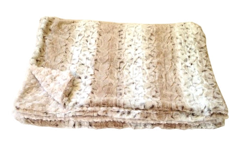 Reversible Frosted Snow Leopard Luxurious Fur Throw